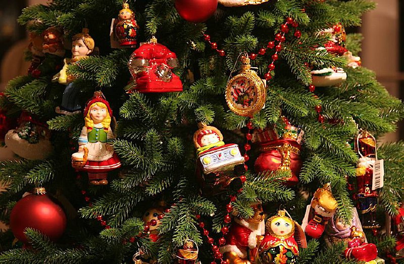 🎄Бесплатные новогодние ёлки для семей участников СВО (декабрь 2025 — январь 2026)